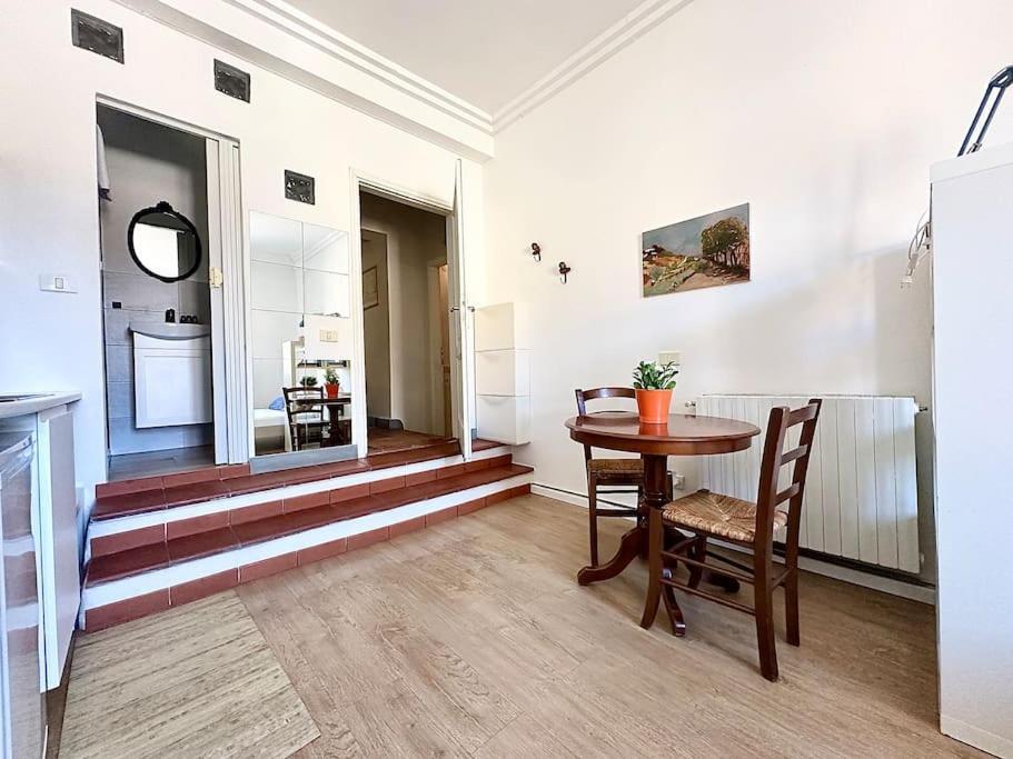 Warm Retreat In The Heart Of Florence Cls Station Apartment Bagian luar foto