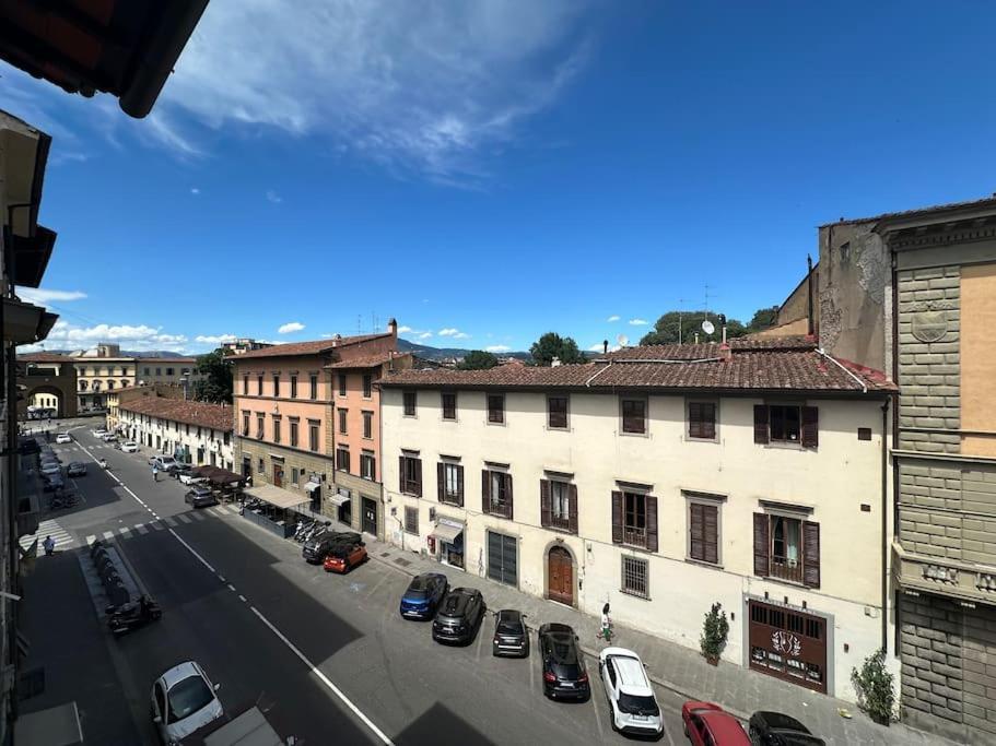 Warm Retreat In The Heart Of Florence Cls Station Apartment Bagian luar foto